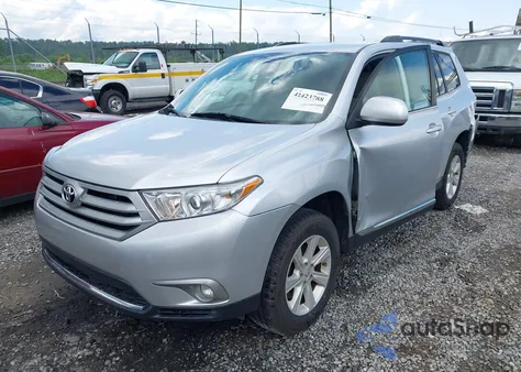 2011 Toyota Highlander Base V6 из США, поврежденный, VIN 5TDBK3EH5BS067518